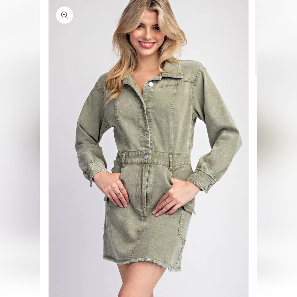 Eesome NWT Boutique Women's Sage Green Denim Long Sleeve Dress